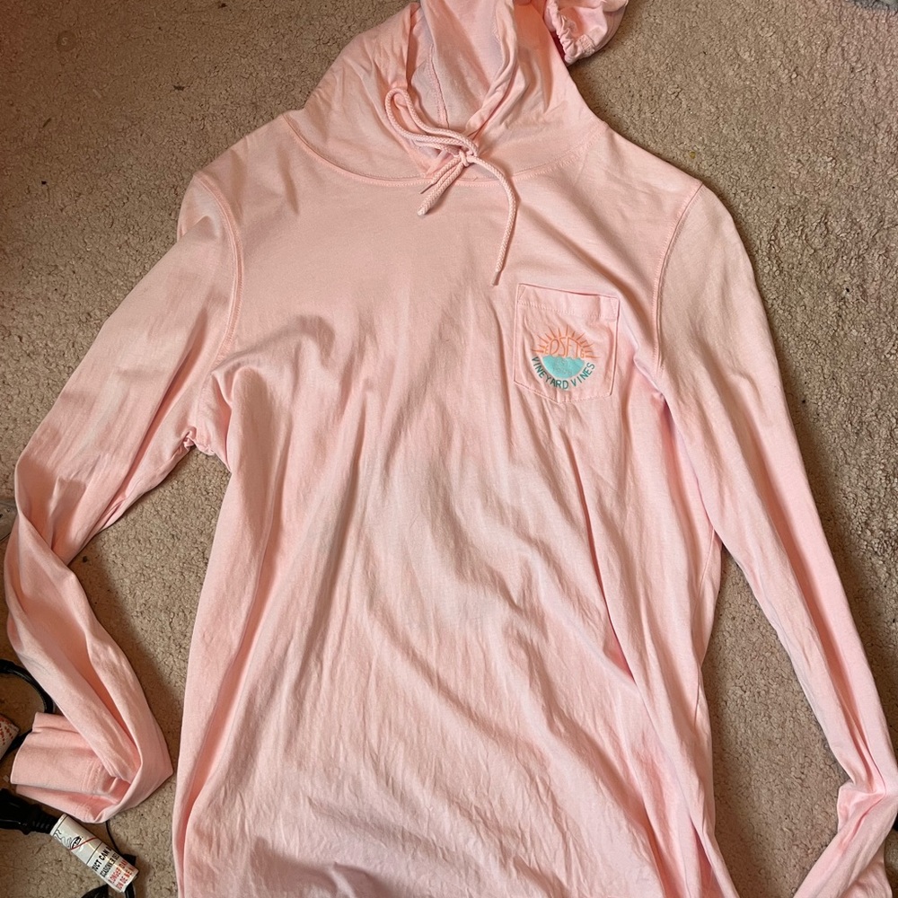 Women’s Vineyard Vines Hooded Graphic Shirt